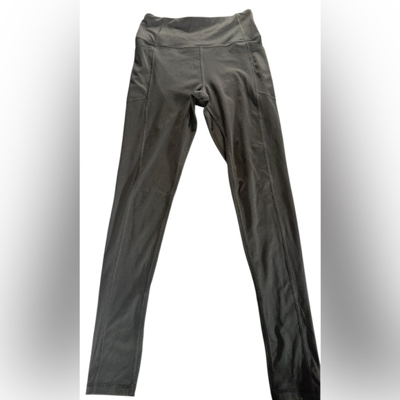 Victoria's Secret Black Leggings with side pockets. NWOT. Sz 10 - Picture 2 of 5